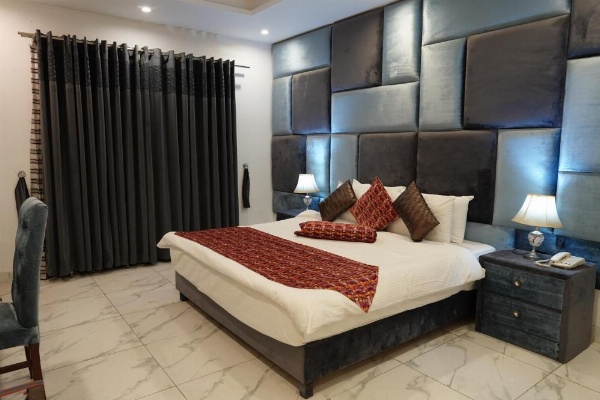 Grand Millennium Hotel image 53