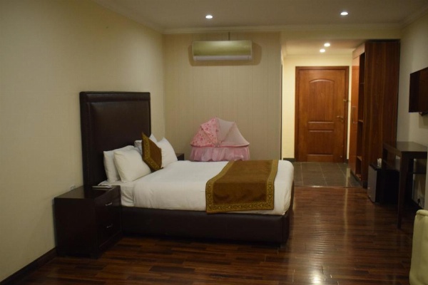 Grand Millennium Hotel image 64