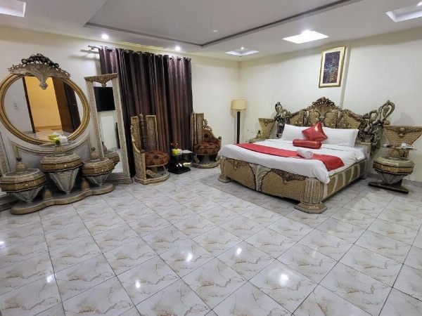 Grand Millennium Hotel image 70