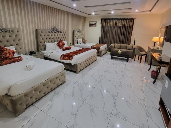 Grand Millennium Hotel image 72