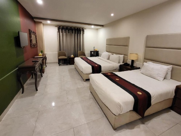 Grand Millennium Hotel image 80