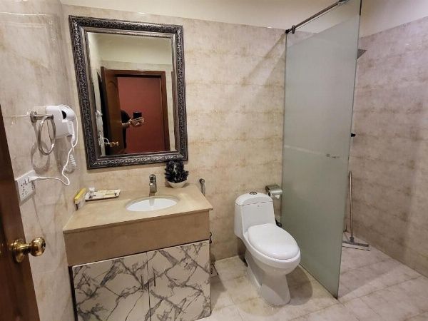 Grand Millennium Hotel image 85